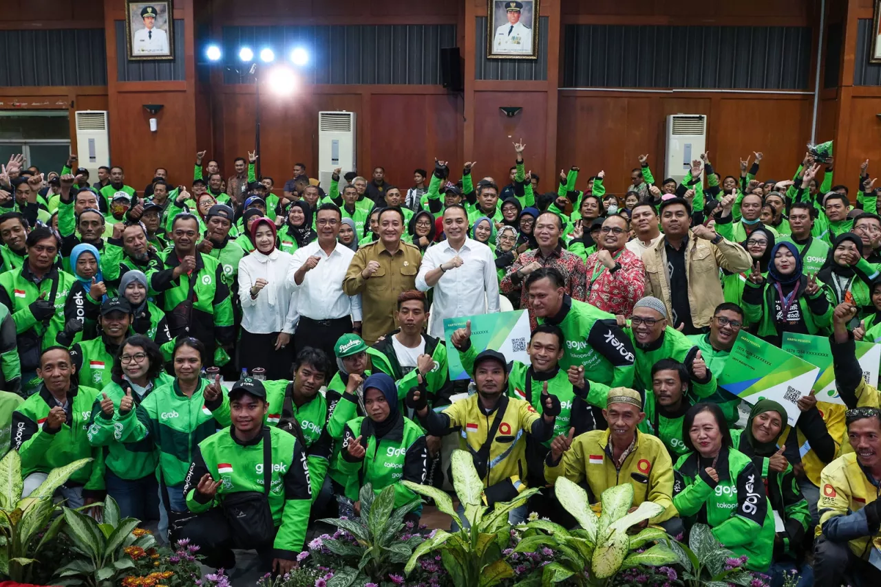 Ojol Surabaya Berpenghasilan di Bawah UMK Dapat BPJS Gratis, Ini Syaratnya