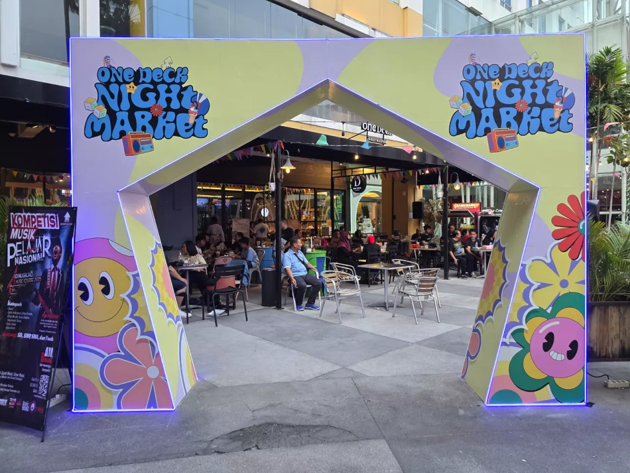 ARTOTEL Hadirkan Pasar Malam UMKM Surabaya Sepanjang Agustus