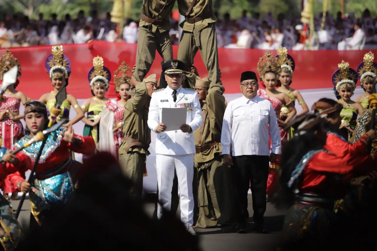 Pemkot Surabaya Rayakan Kemerdekaan dengan Aksi Edukatif dan Lomba Kampung