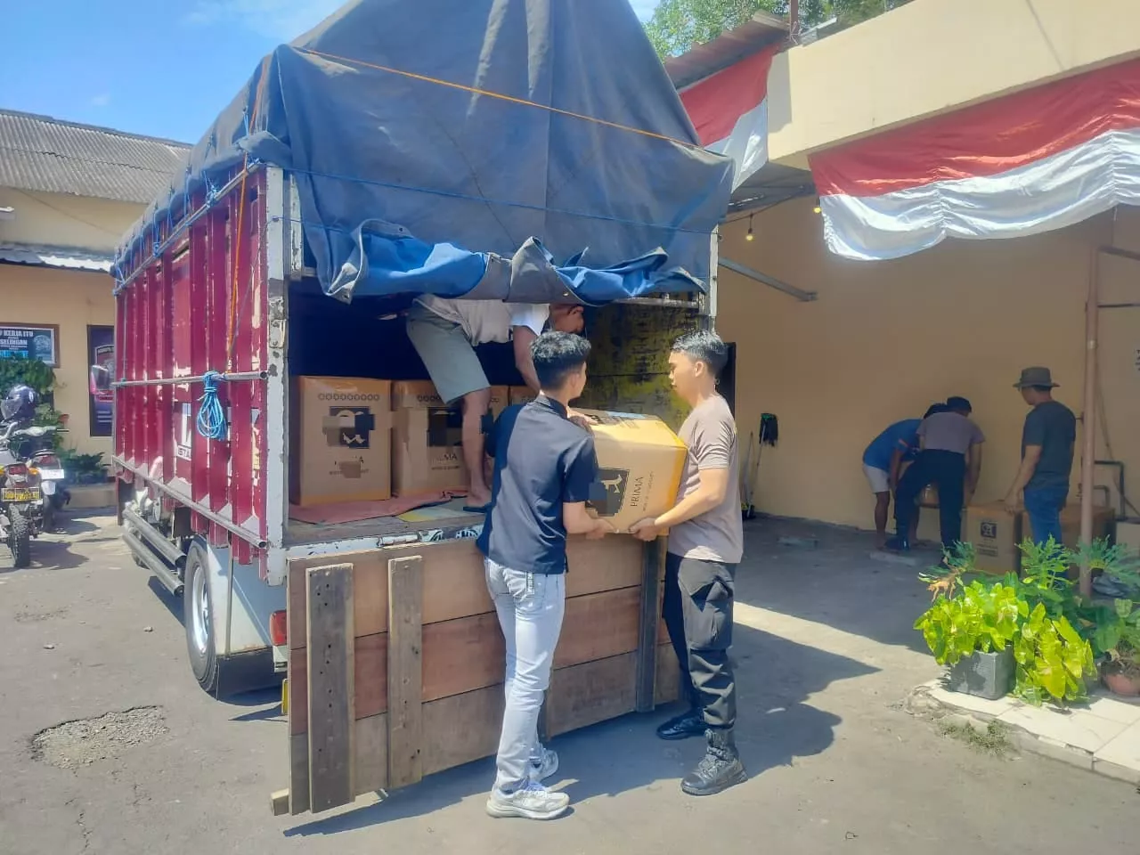 Ribuan Liter Arak Bali Gagal Diselundupkan, Polres Jember Perketat Pengawasan