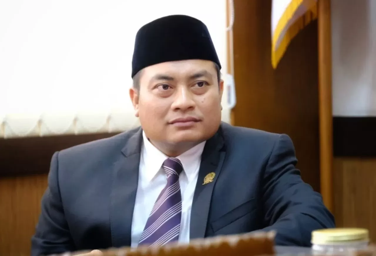 Bendera Onepiece jadi Trending di HUT RI, Legislator Jatim Tuntut Ada Kepekaan Kebijakan