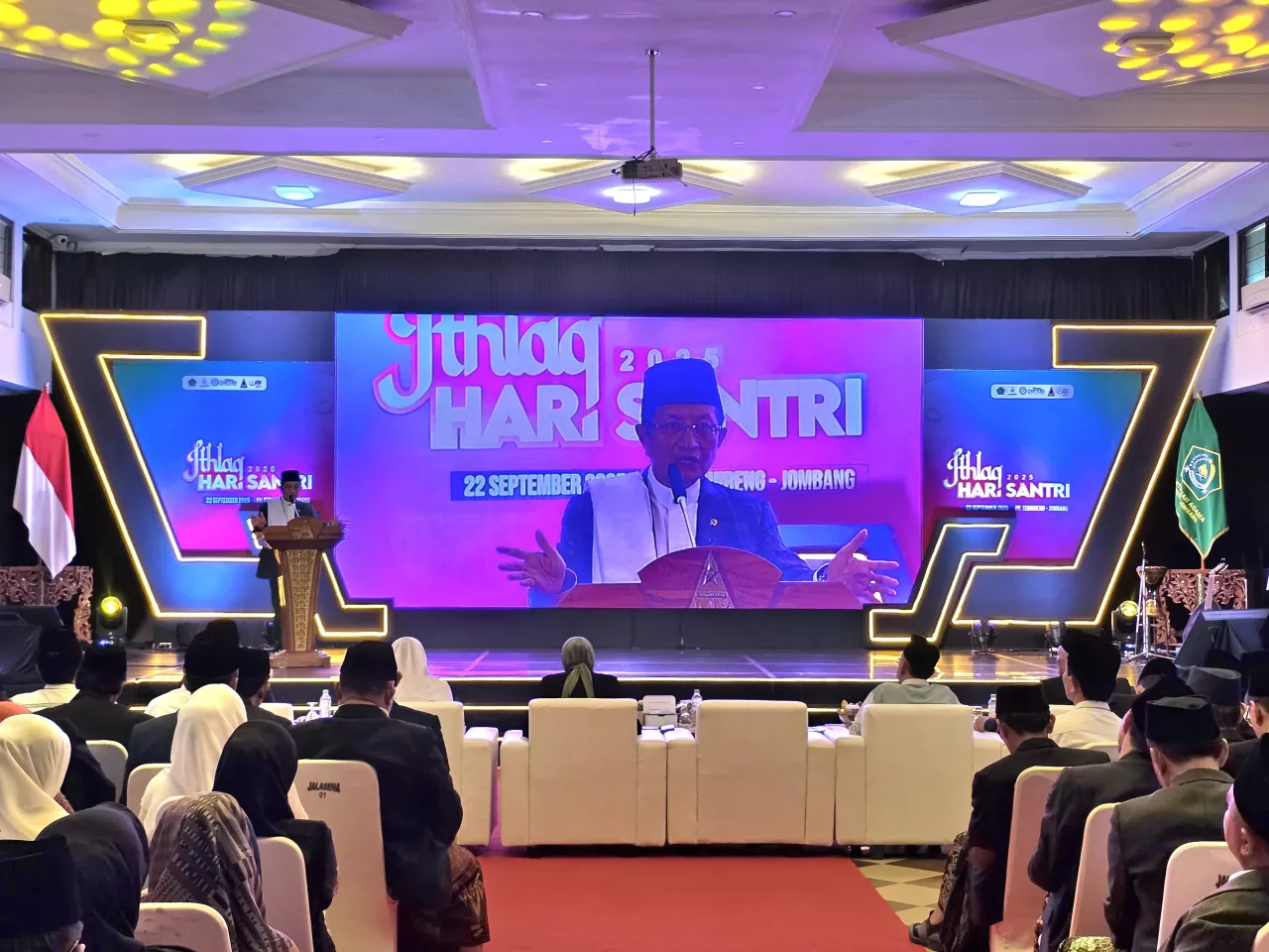 Ithlaq Hari Santri 2025 di Jombang, Menag: Pesantren Jadi Kiblat Peradaban Islam
