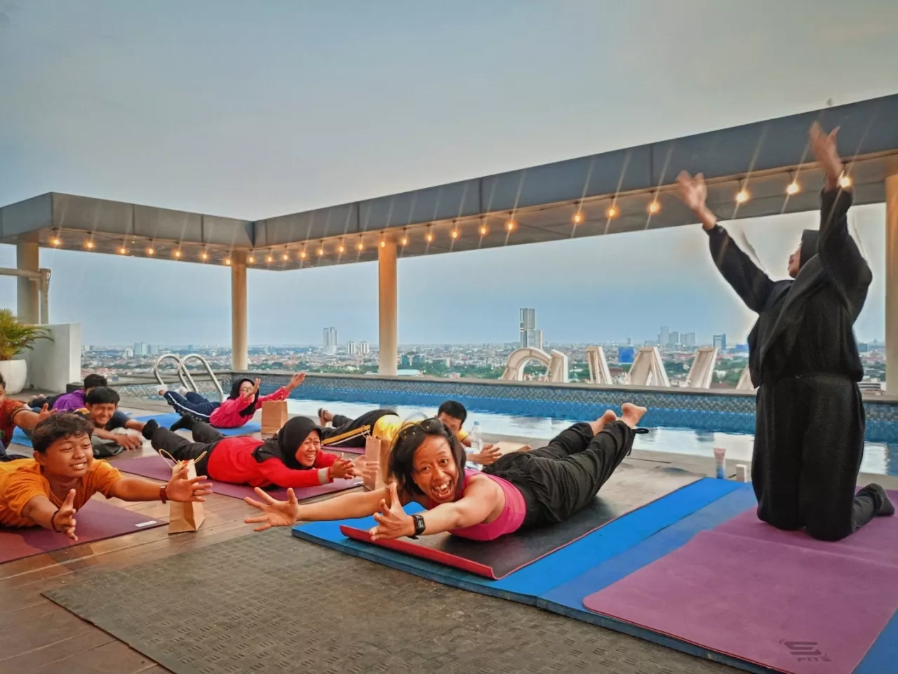 Pertama di Surabaya, 20 Penyandang Tuli Ikuti Yoga Inklusif