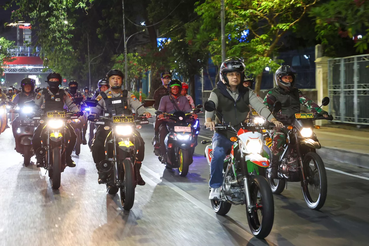 Patroli Gabungan, Wali Kota Eri Ingatkan bahwa Macan Sudah Bangun
