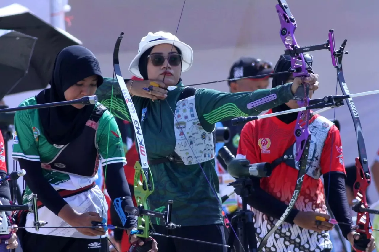 Atlet Panahan Asal Surabaya ini Targetkan Sabet Medali Emas di Sea Games Thailand 2025