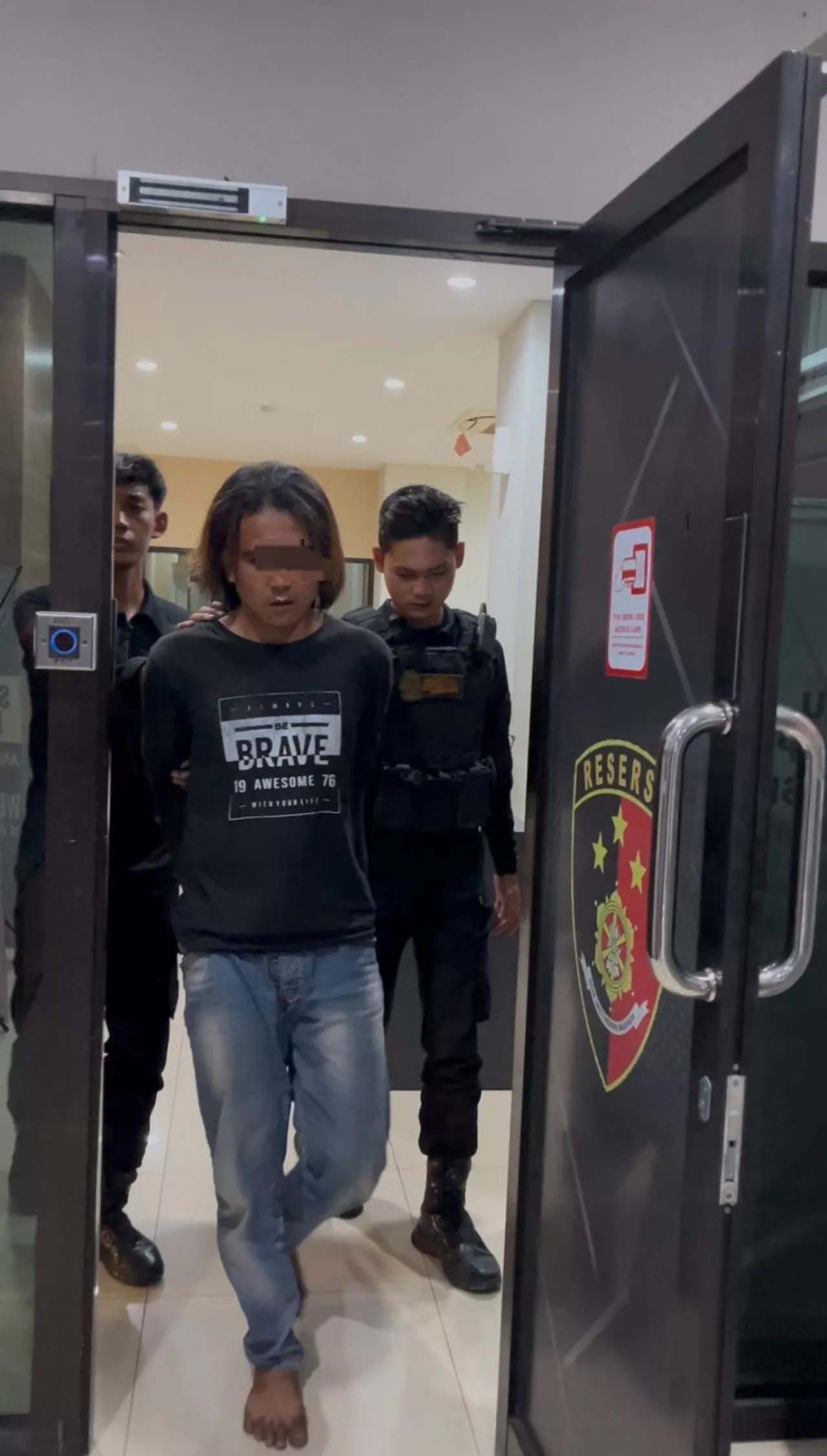 Berawal dari Adu Mulut, Kernet Tusuk Sopir di SPBU Bunder Gresik