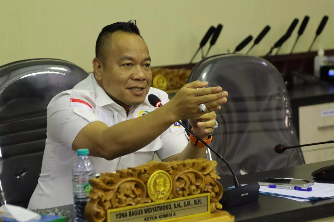 DPRD Surabaya Sindir Pemkot: Dulu Risma Tutup Dolly, Kini Moroseneng Hidup Lagi