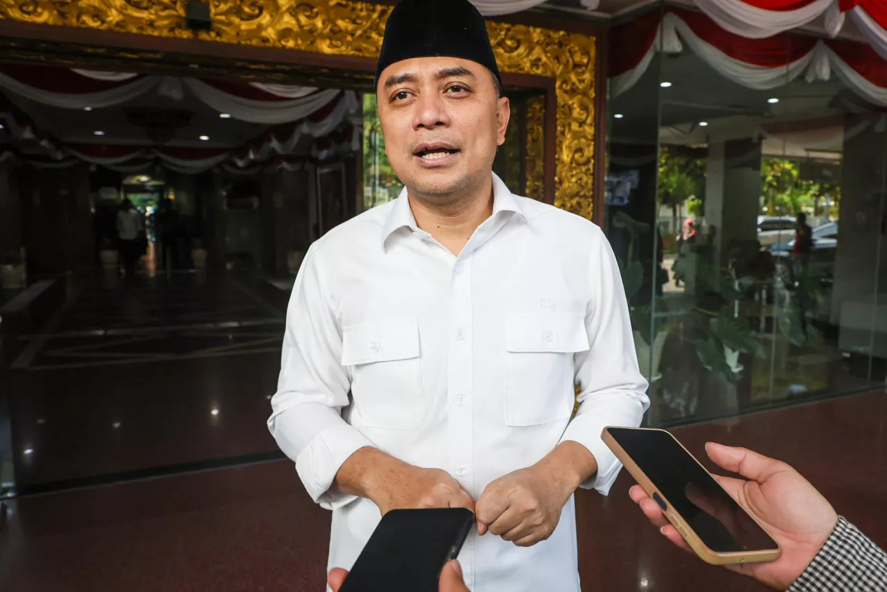 Wali Kota Eri Tunda Pembangunan RS Surabaya Selatan karena Pemotongan TKD