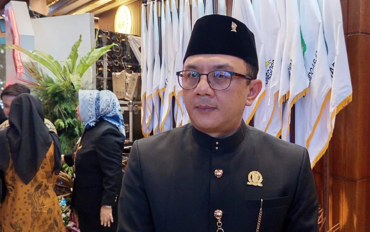 Deni Wicaksono Soroti Empat PR Besar Pemuda Jatim Jelang 2028