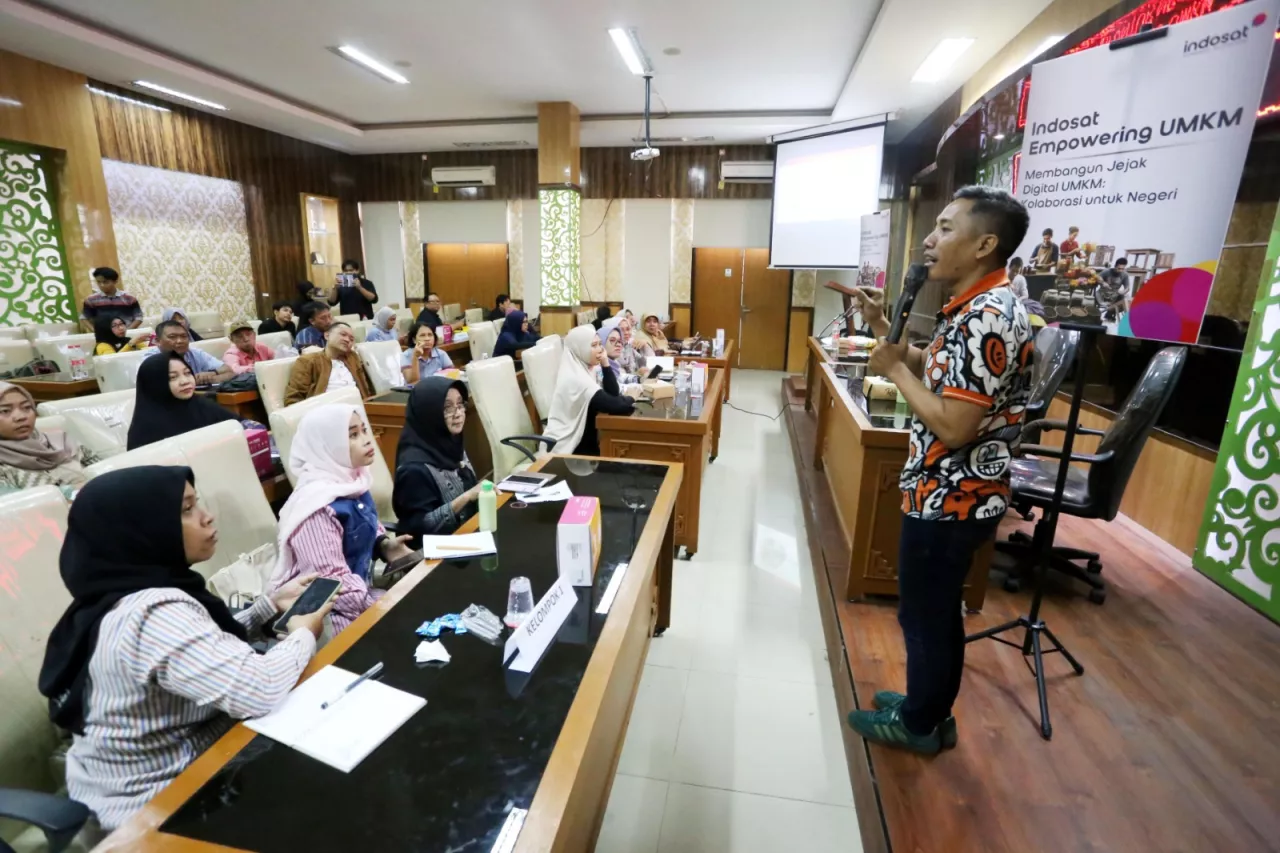 Indosat dan Pemkab Sidoarjo Latih UMKM Go Digital untuk Ekonomi Inklusif