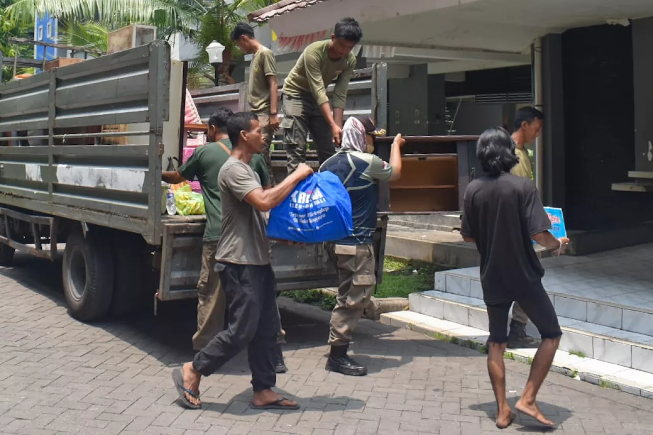 Pemkot Surabaya Dampingi Warga Kalianak Pindah ke Rusun Romokalisari, Janjikan Relokasi Humanis