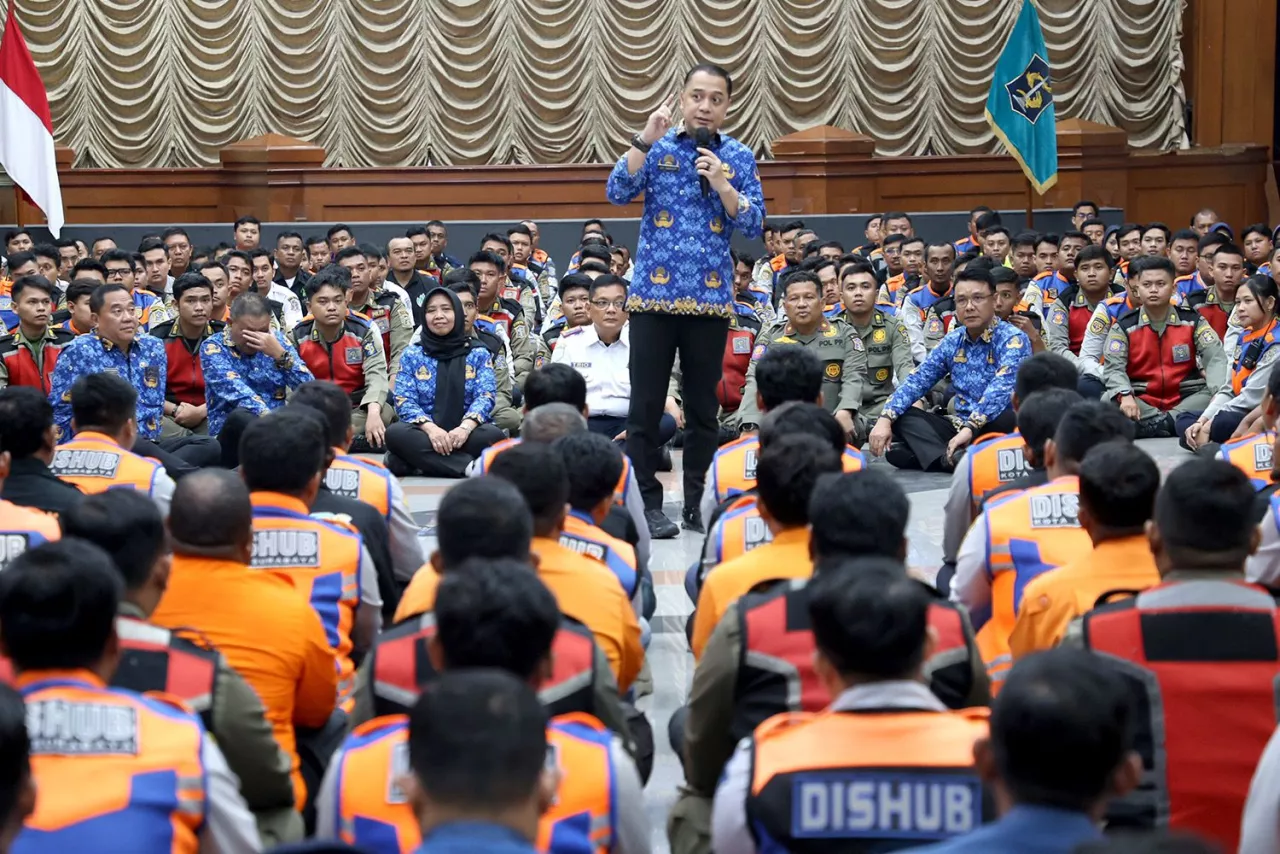 Wali Kota Eri Robohkan Sekat Dinas, Bentuk PRJ Kawal 54 Ruas