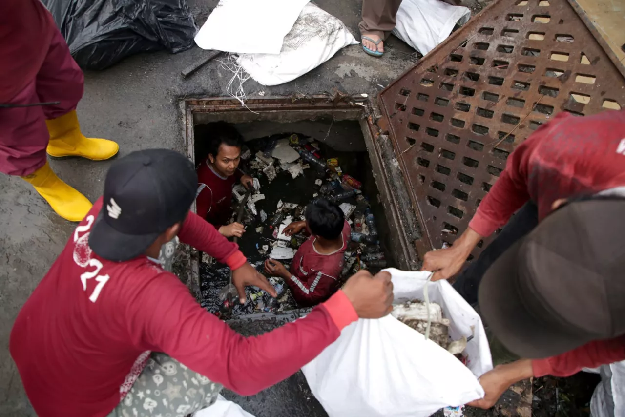 Surabaya Gaspol Atasi Banjir Lewat Drainase Baru dan Pompa Nonstop