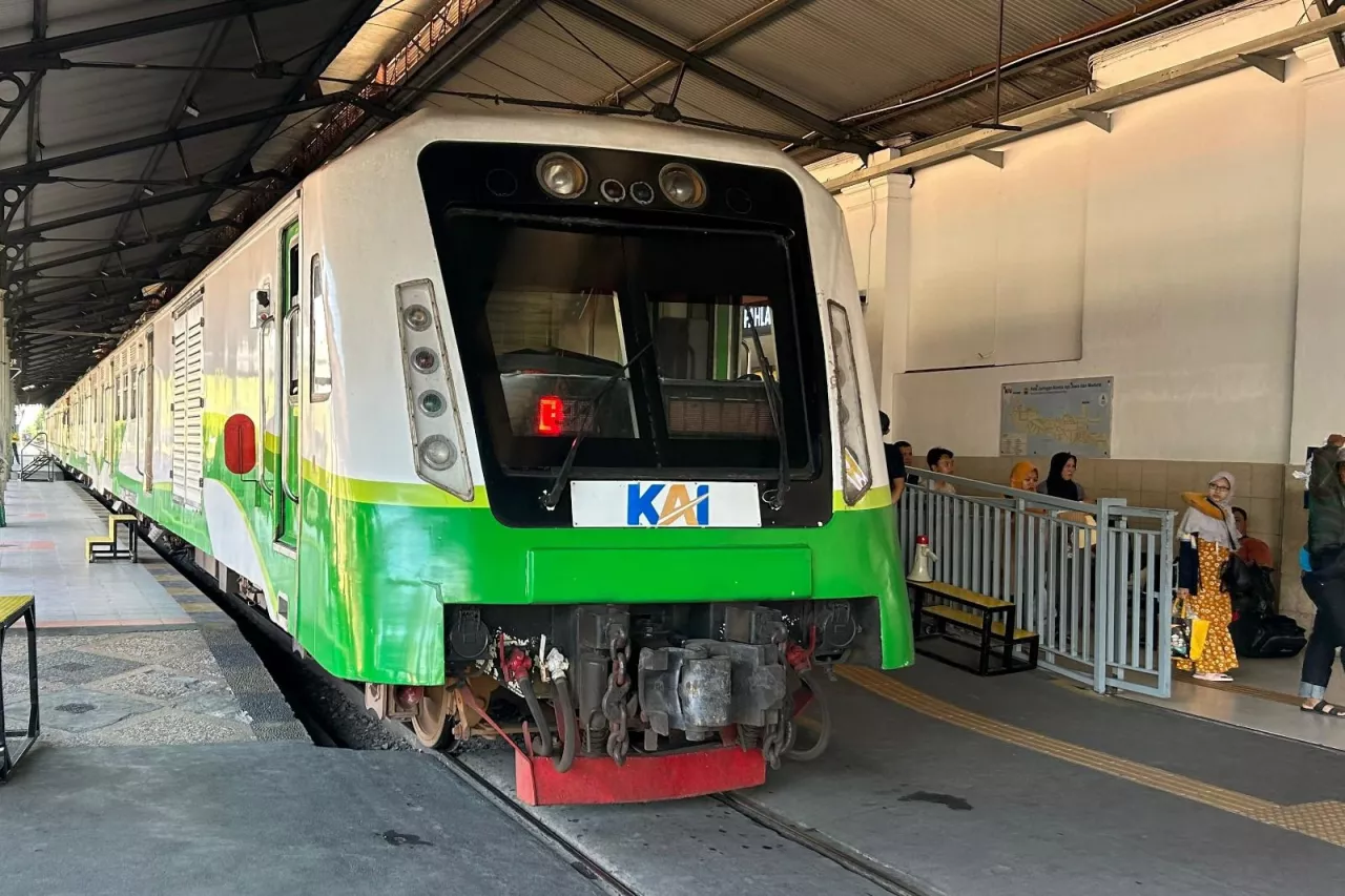 Imbas KA Aksa Cargo Anjlok di Pasarturi, Arjonegoro dan Jenggala Tak Beroperasi