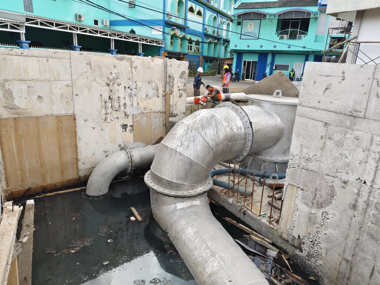 Komisi C Surabaya Desak Sanksi Kontraktor yang Langgar RKS Rumah Pompa