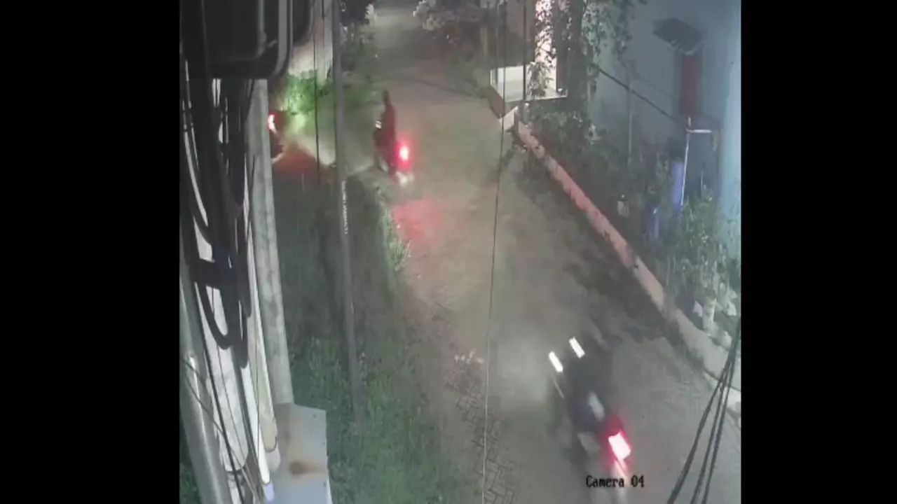 Gembok Dirusak, Komplotan Maling Gasak Dua Motor di Mojokerto