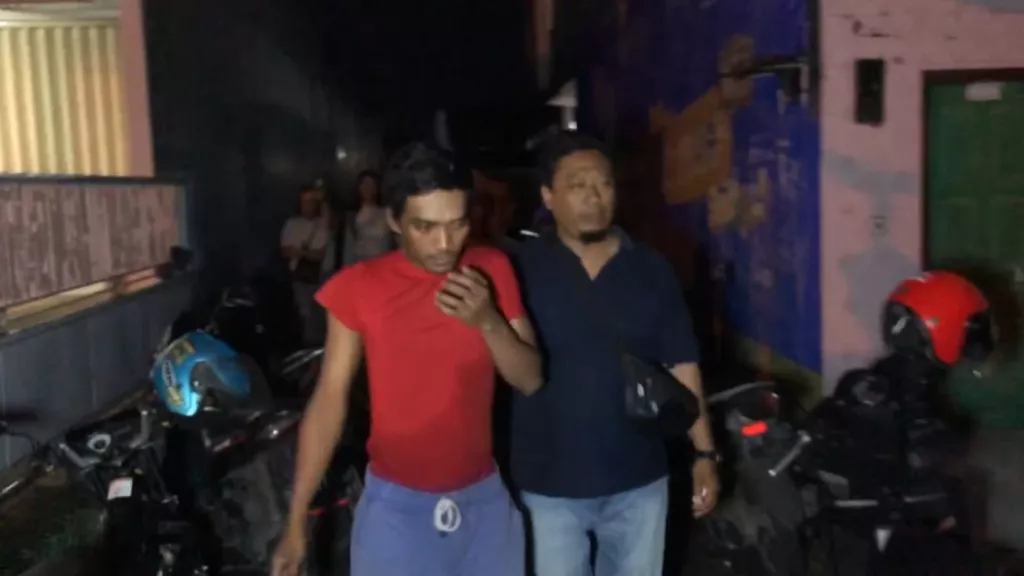 Dua Waria di Mojokerto Gagalkan Aksi Pencurian, Pelaku Tak Berdaya