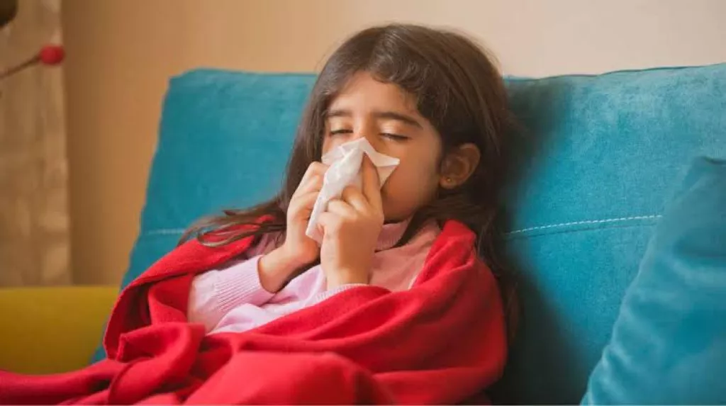 Demam Tinggi Mendadak hingga Nyeri Hebat, Ini Gejala “Super Flu” yang Perlu Diwaspadai Warga Surabaya