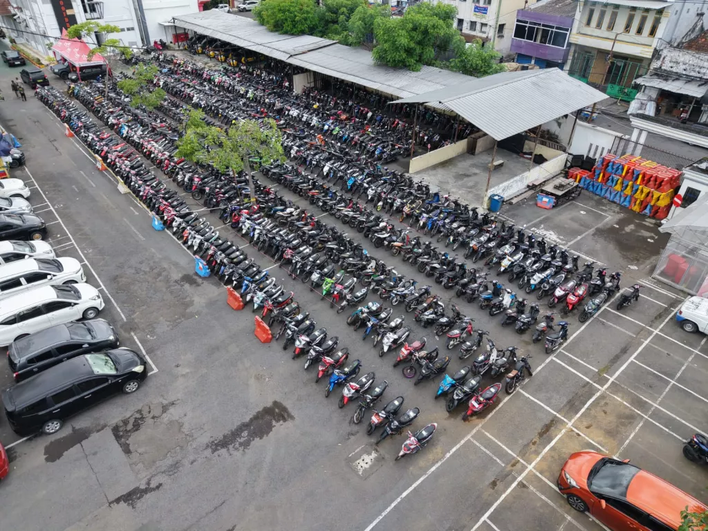 Lebih Dari 900 Kendaraan Hasil Curian di Bazar Ranmor Polrestabes Surabaya Belum Diambil