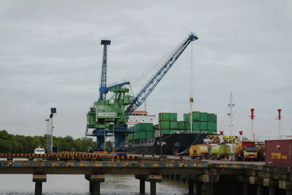 Transformasi Operasional Dorong Pertumbuhan Arus Peti Kemas di TPK Merauke