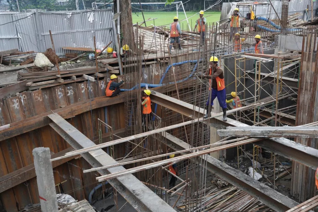 Surabaya Mulai Kewalahan Tampung Hujan Ekstrem, 12 Sistem Drainase Diperbesar