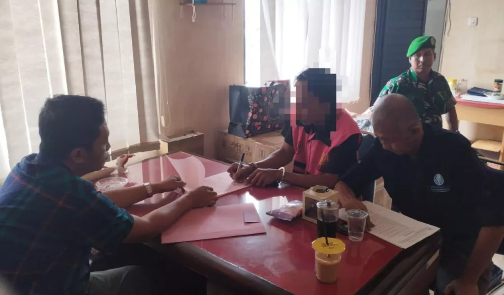 Korupsi Gaji Ganda Rp118 Juta, Pendamping Desa di Probolinggo Ditahan