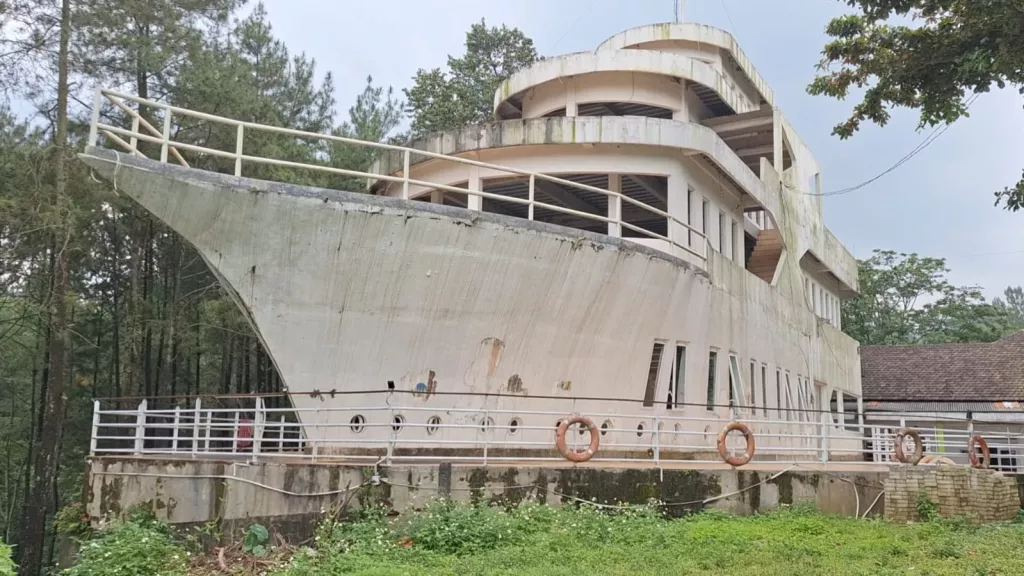 Mirip Kapal Pesiar, Masjid Ar Rahman di Mojokerto Miliki Filosofi Mendalam