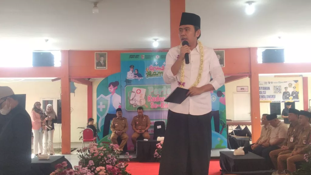 Bupati Jember Fawait Buka Beasiswa untuk Anak Kader Posyandu