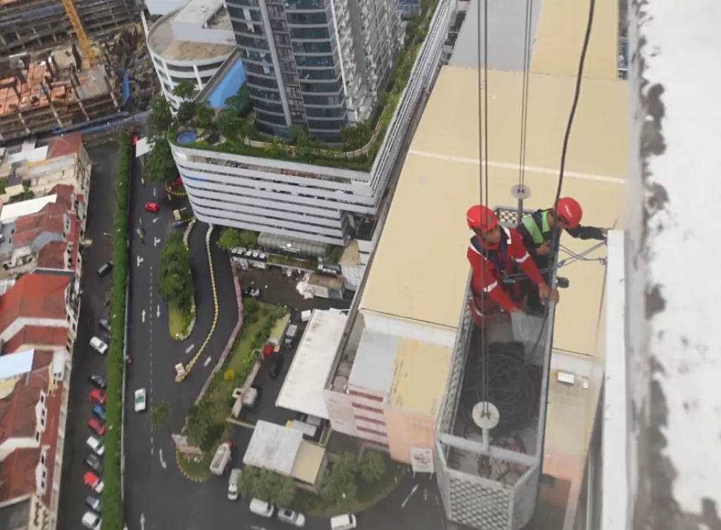 DPRD Minta Evaluasi Sistem K3 Apartemen Waterplace Surabaya Buntut Pekerja Tewas