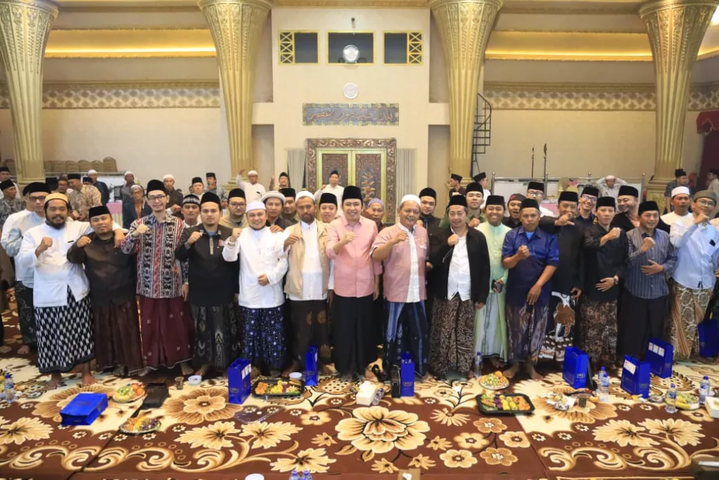 Bupati Jember Fawait Siapkan Forum Komunikasi dengan Pesantren untuk Tekan Kemiskinan