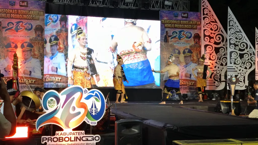 Keseruan OPD Pemkab Probolinggo saat Main Drama Banjaran Banger di Harjakabpro ke-280