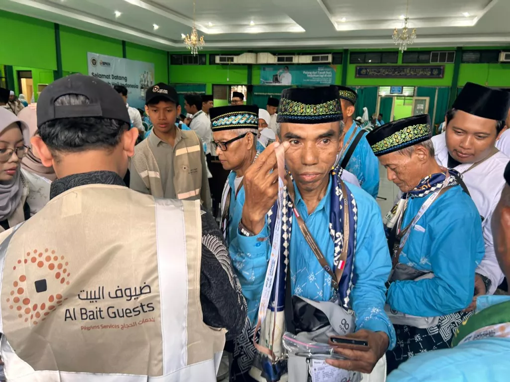 Hari ke-5 Penyelenggaraan Haji: 6.075 JCH Padati Embarkasi Surabaya, 5.252 Telah Diberangkatkan ke Tanah Suci