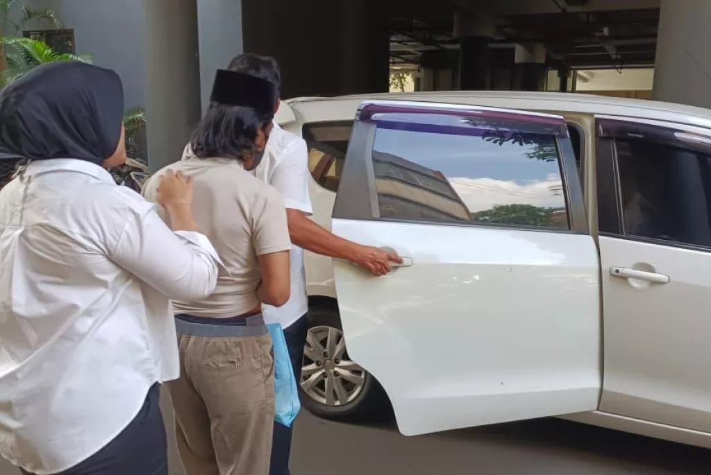 Tampang Gondrong Lora Bangkalan Tersangka Kekerasan Seksual yang Kini Kasusnya Sudah P21
