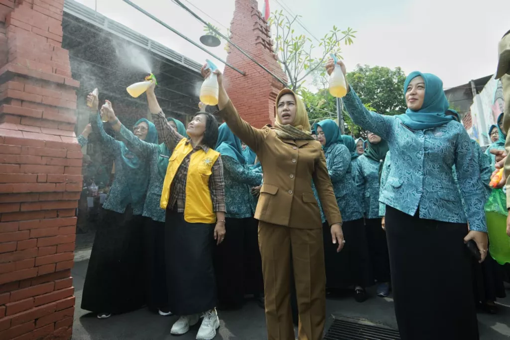Pelatihan Eco Enzim, Cara Pemkot Mojokerto ajak Warga Kelola Sampah dari Rumah