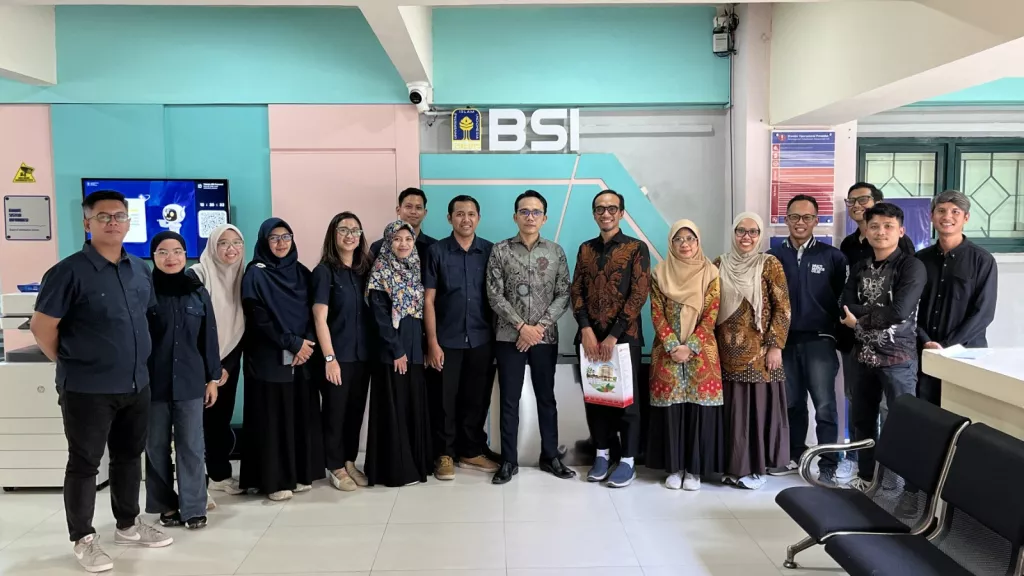 Kunjungi UII Yogyakarta, DSI YPTA Surabaya Intip Rahasia Transformasi Digital