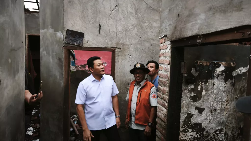 Pemkab Sidoarjo Pastikan Penanganan Cepat dan Bansos pada Korban Kebakaran di Grinting