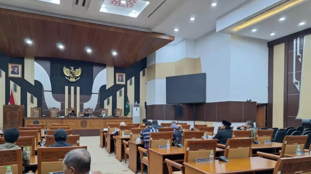 DPRD Pasuruan Tunda Pengesahan 3 Raperda, Eksekutif Dinilai Belum Siap