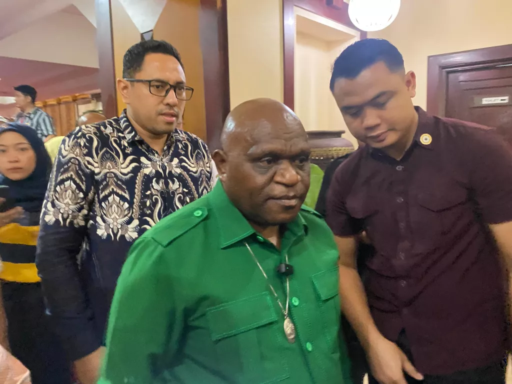 Menteri HAM soal Ratusan Siswa Keracunan MBG di Surabaya: SPPG Wajib Disanksi Tegas!