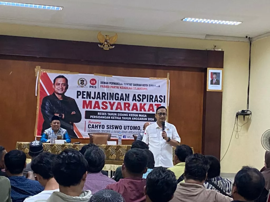 Di Lokasi Padat Pemukiman Surabaya, Warga Masih Keluhkan Kampung Gelap
