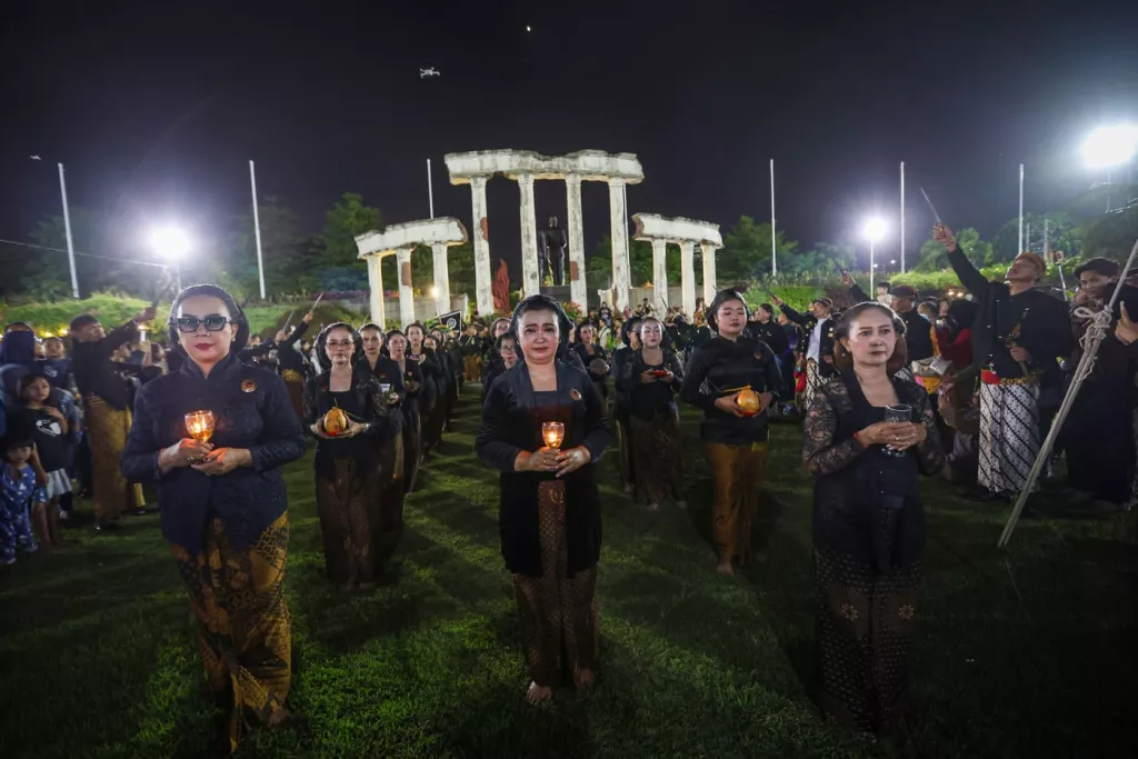 HJKS ke-733, Surabaya Gelar Ruwatan dan Wayang Kulit Semalam Suntuk