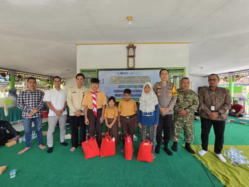 Momen Haru, Listrik PLN Akhirnya Masuk Kebun Kalisanen Kotta Blater Jember