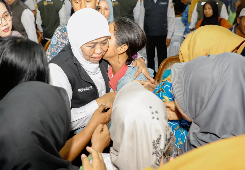 Demi Dongkrak Daya Beli, Pemprov Jatim Salurkan Bantuan Sosial Rp32,16 Miliar di Ngawi 