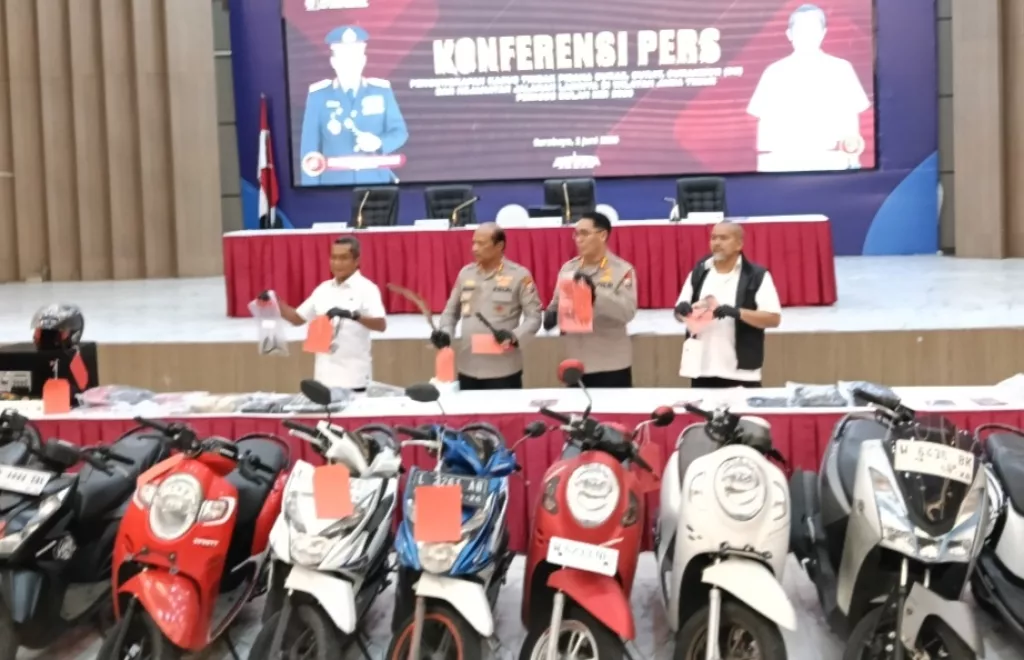 Polda Jatim Ringkus 319 Bandit, Sita Motor-Mobil, Emas hingga Uang Tunai