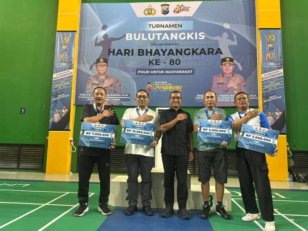 Polda Jatim Juara Utama Turnamen Bulutangkis Piala Kapolda Cup 2026