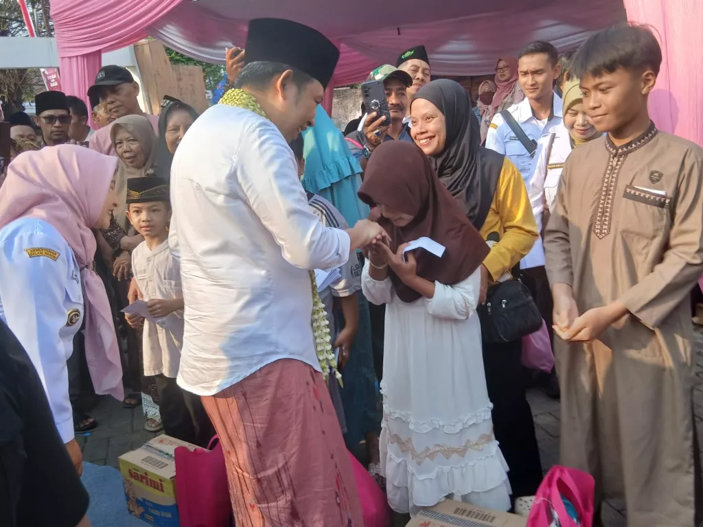 Bupati Jember Pastikan Pembuatan KTP Gratis dan Permudah Pencairan Honor Guru Ngaji