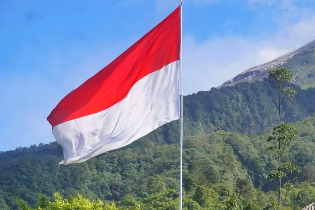 Jelang HUT RI, DPRD Surabaya Soroti Minimnya Bendera Merah Putih di Pertokoan