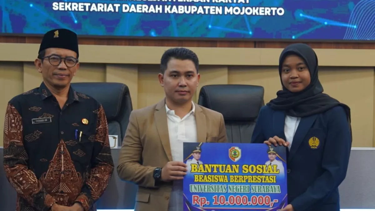 Pemkab Mojokerto Gelontorkan Rp812 Juta Beasiswa untuk Mahasiswa Kurang Mampu dan Berprestasi