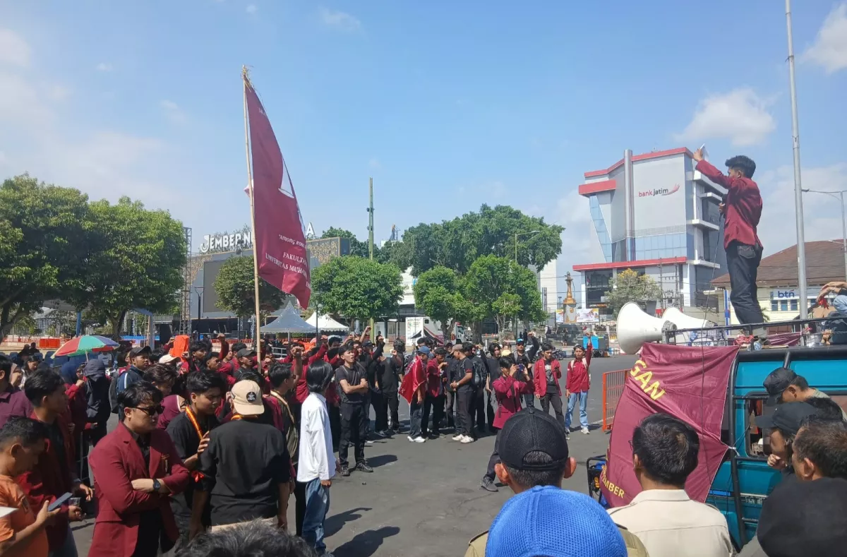 IMM Jember Gelar Aksi Demo, Desak Pemerintah Serius Benahi 7 Persoalan Pendidikan