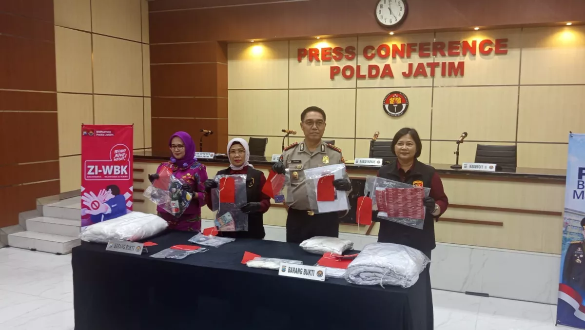 Keji! Pasutri di Jember Paksa 7 Anak di Bawah Umur Layani Pria Hidung Belang