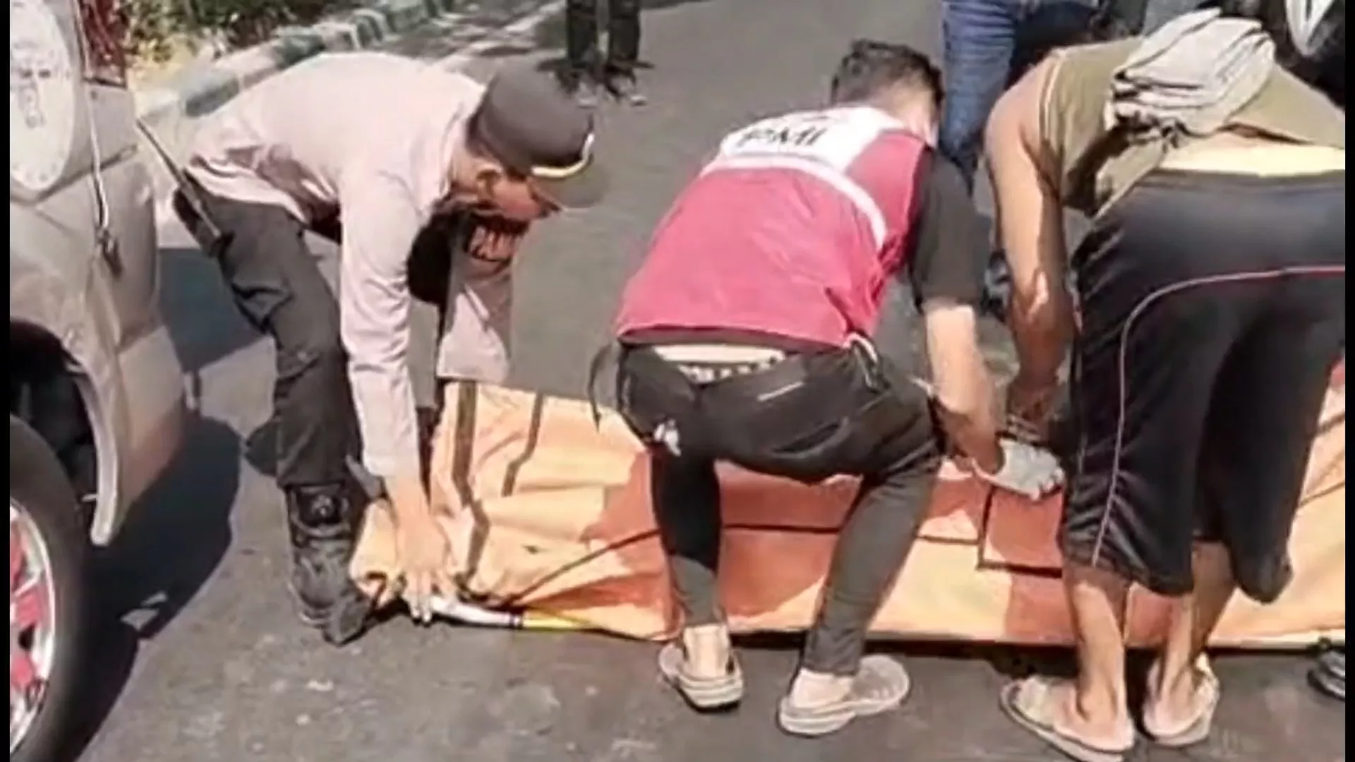 Pemotor asal Pasuruan Tewas Gegara Bersenggolan dengan Motor di Mojokerto